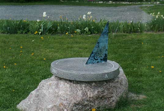 Садовые скульптуры и объекты среды